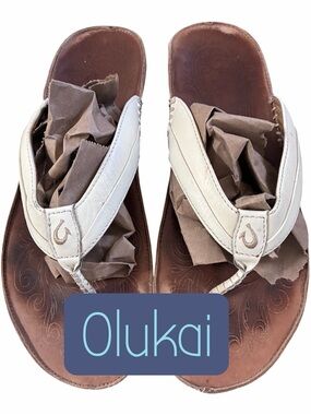 😎 Olukai Haiku Elau white leather sandals women’s size 8